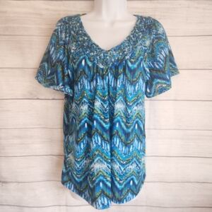 White Stag Medium Blue Chevron Print V Neck Blouse Short Sleeve